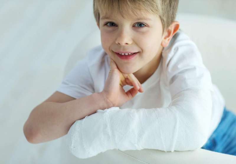 علائم شکستگی آرنج در کودکان