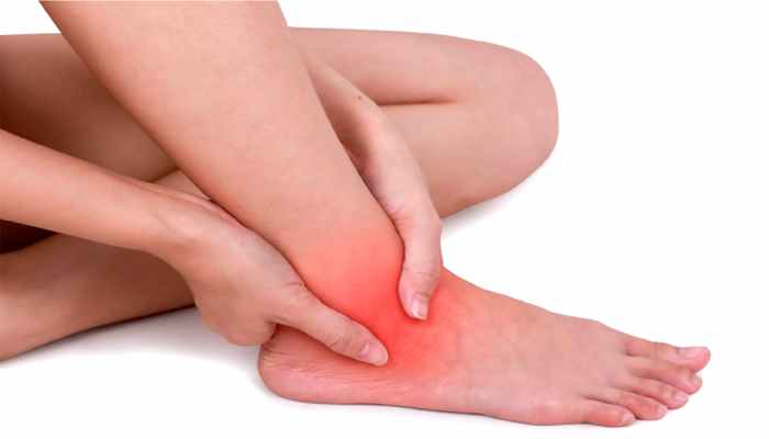 علت گرفتگی عصب پا چیست | چگونه می توان گرفتگی عصب پا را درمان نمود؟